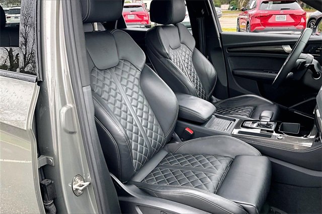 Used 2024 Audi SQ5 Prestige image 26