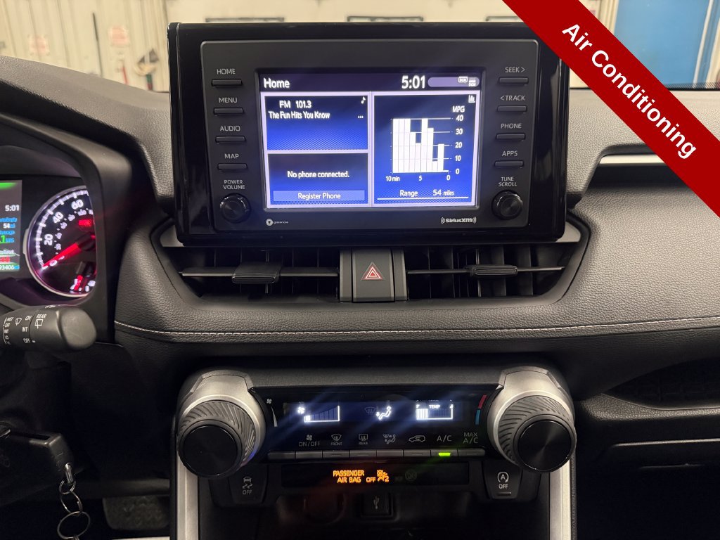 Used 2022 Toyota RAV4 LE AWD/4WD image 24