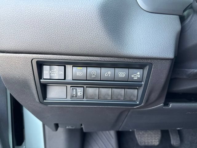 Used 2024 Toyota Tundra Limited AWD/4WD image 27