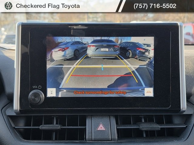 Used 2023 Toyota RAV4 LE image 17