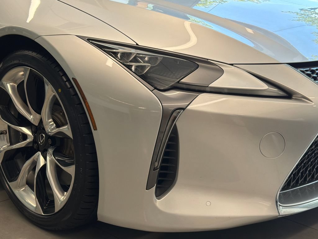 Used 2018 Lexus LC 500 Coupe w/ Sport Package RWD image 11