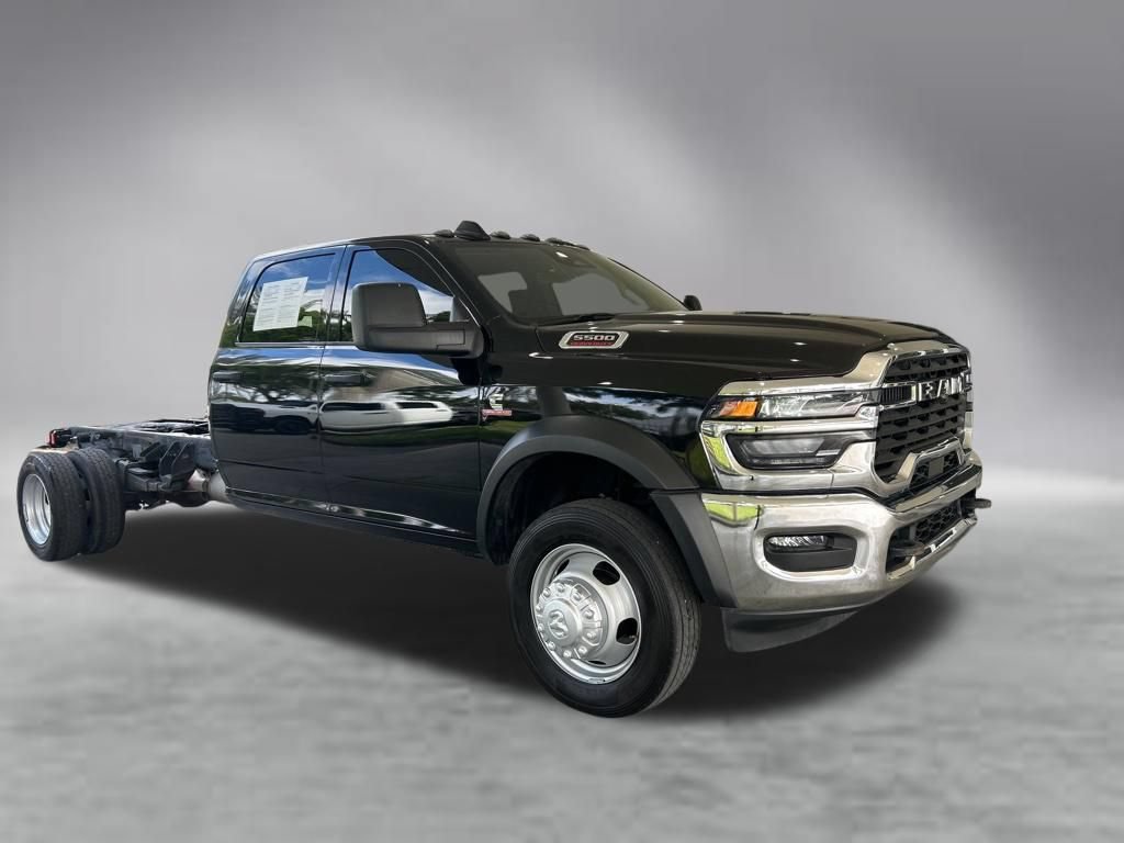 Used 2025 RAM 5500 Tradesman w/ Chrome Appearance Group AWD/4WD video 2