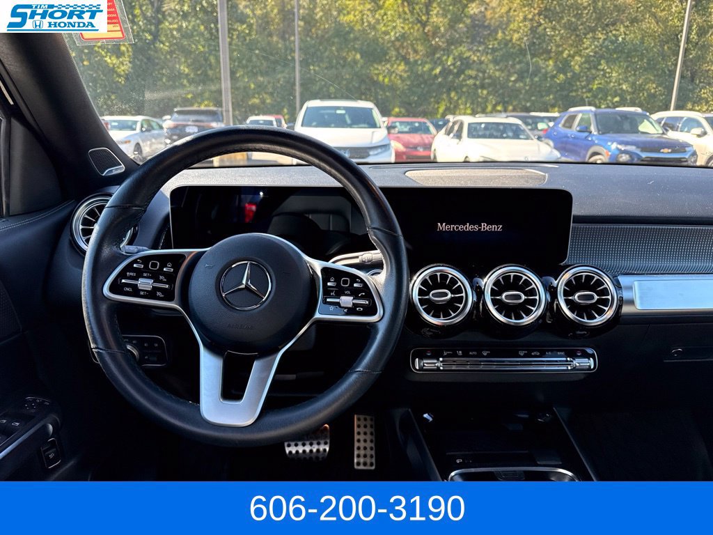 Used 2021 Mercedes-Benz GLB 250 4MATIC image 13