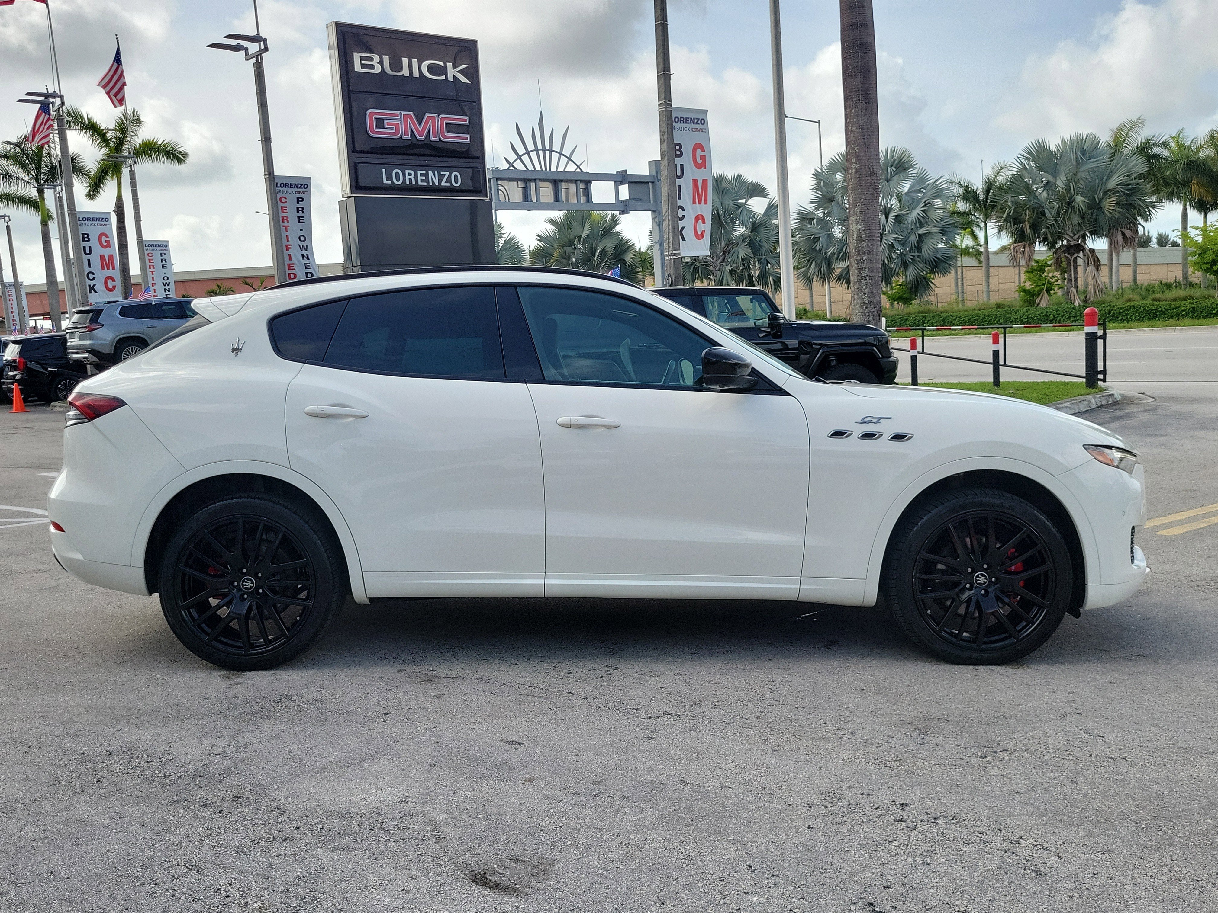 Used 2022 Maserati Levante GT image 4