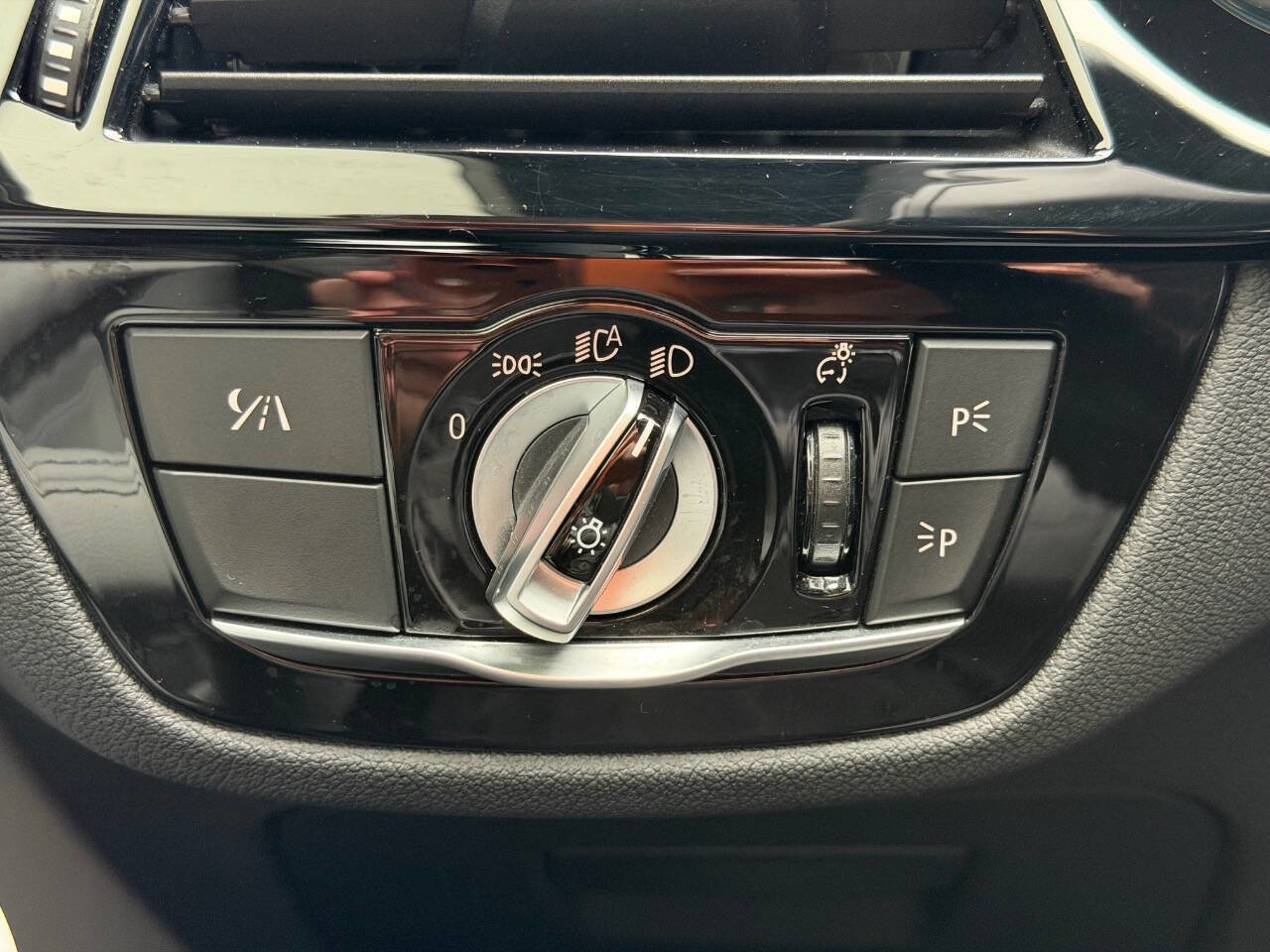 Used 2018 BMW M5 w/ Executive Package image 43