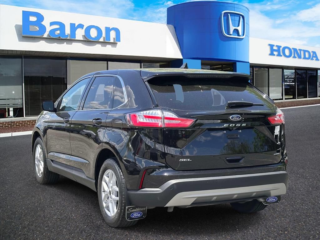 Used 2023 Ford Edge SEL w/ Convenience Package AWD/4WD image 4