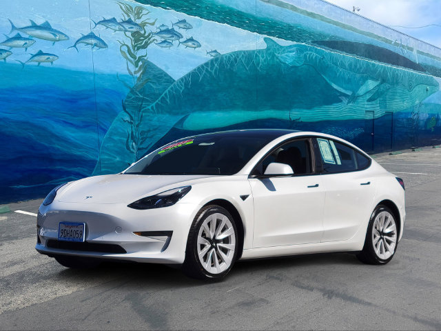 Used 2022 Tesla Model 3 Long Range AWD/4WD image 3