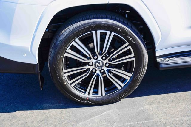 New 2026 Lexus LX 700h Luxury AWD/4WD image 9