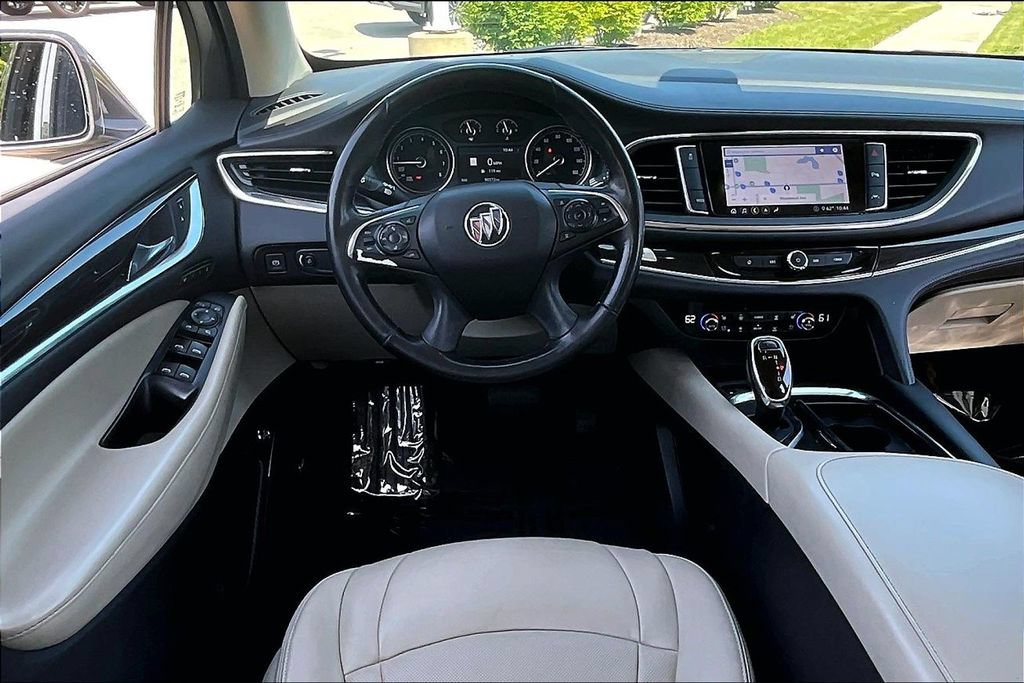 Used 2020 Buick Enclave Premium w/ Sun and Sites Package FWD image 17