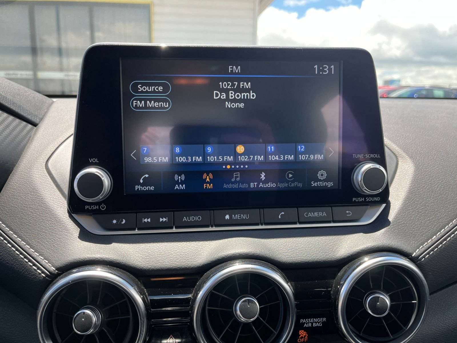 Used 2025 Nissan Sentra SV FWD image 20