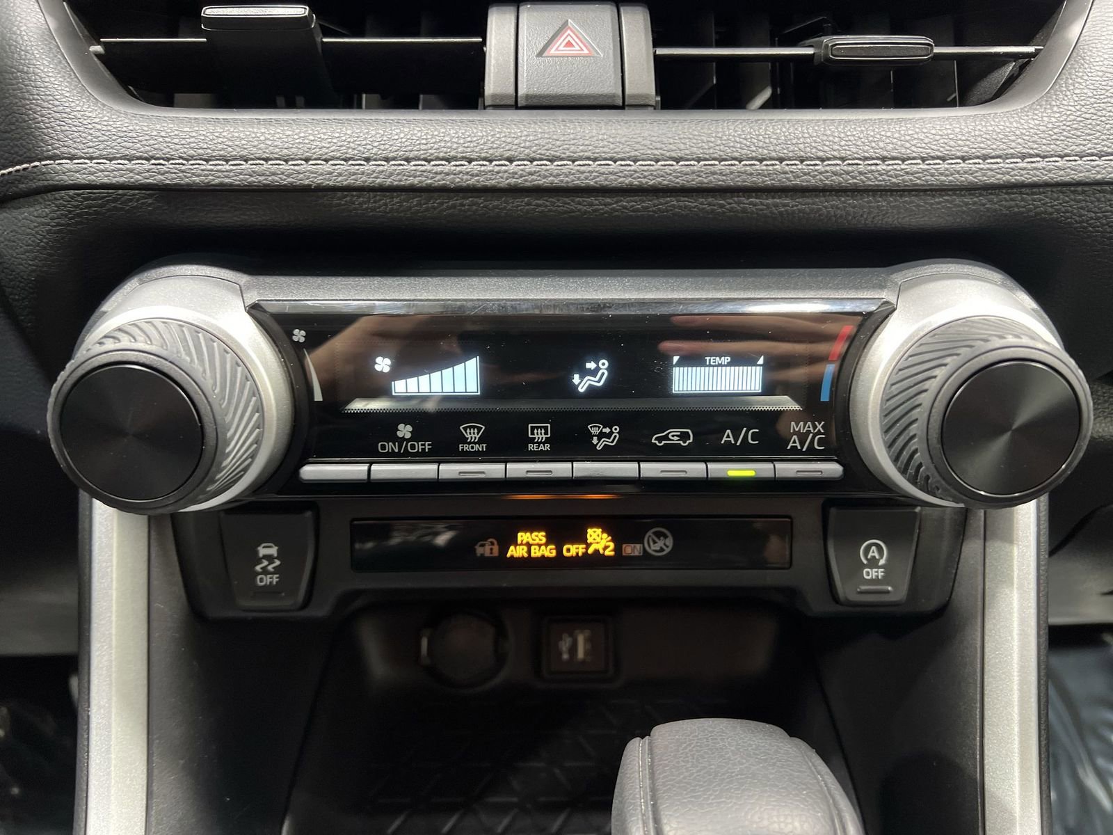 Used 2024 Toyota RAV4 LE image 19