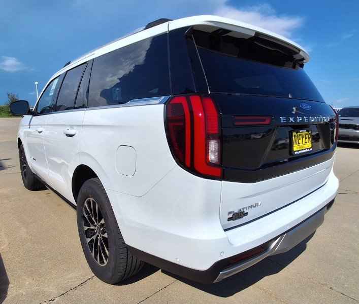 New 2025 Ford Expedition Platinum image 6