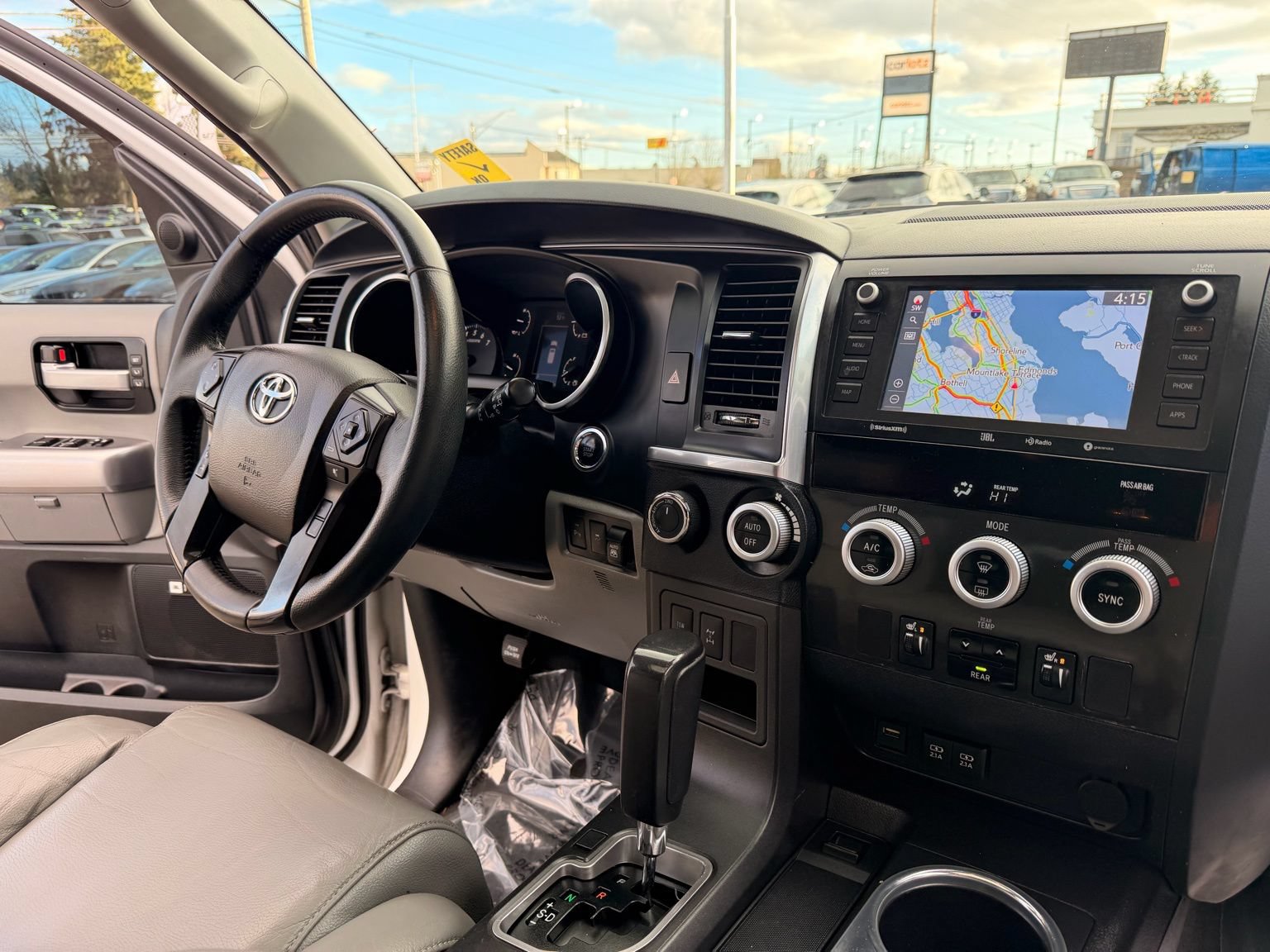 Used 2020 Toyota Sequoia Limited w/ Safety & Convenience Package AWD/4WD image 39
