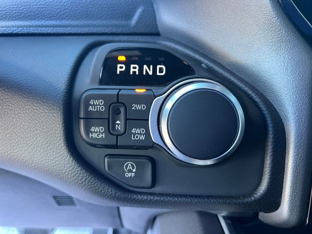 Used 2025 RAM 1500 Big Horn image 25