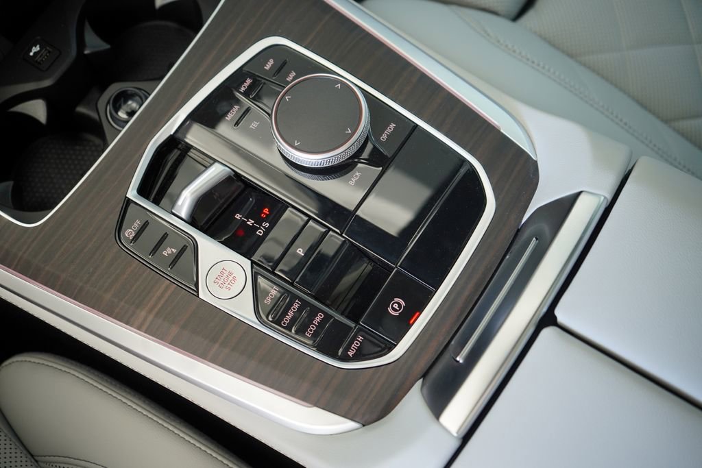 Used 2026 BMW X5 sDrive40i RWD image 19