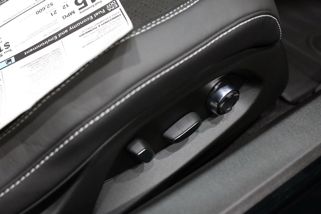 Used 2024 Chevrolet Corvette Z06 w/ Stealth Interior Trim Package image 29