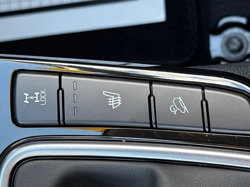 Certified 2025 Kia Seltos S AWD/4WD image 32