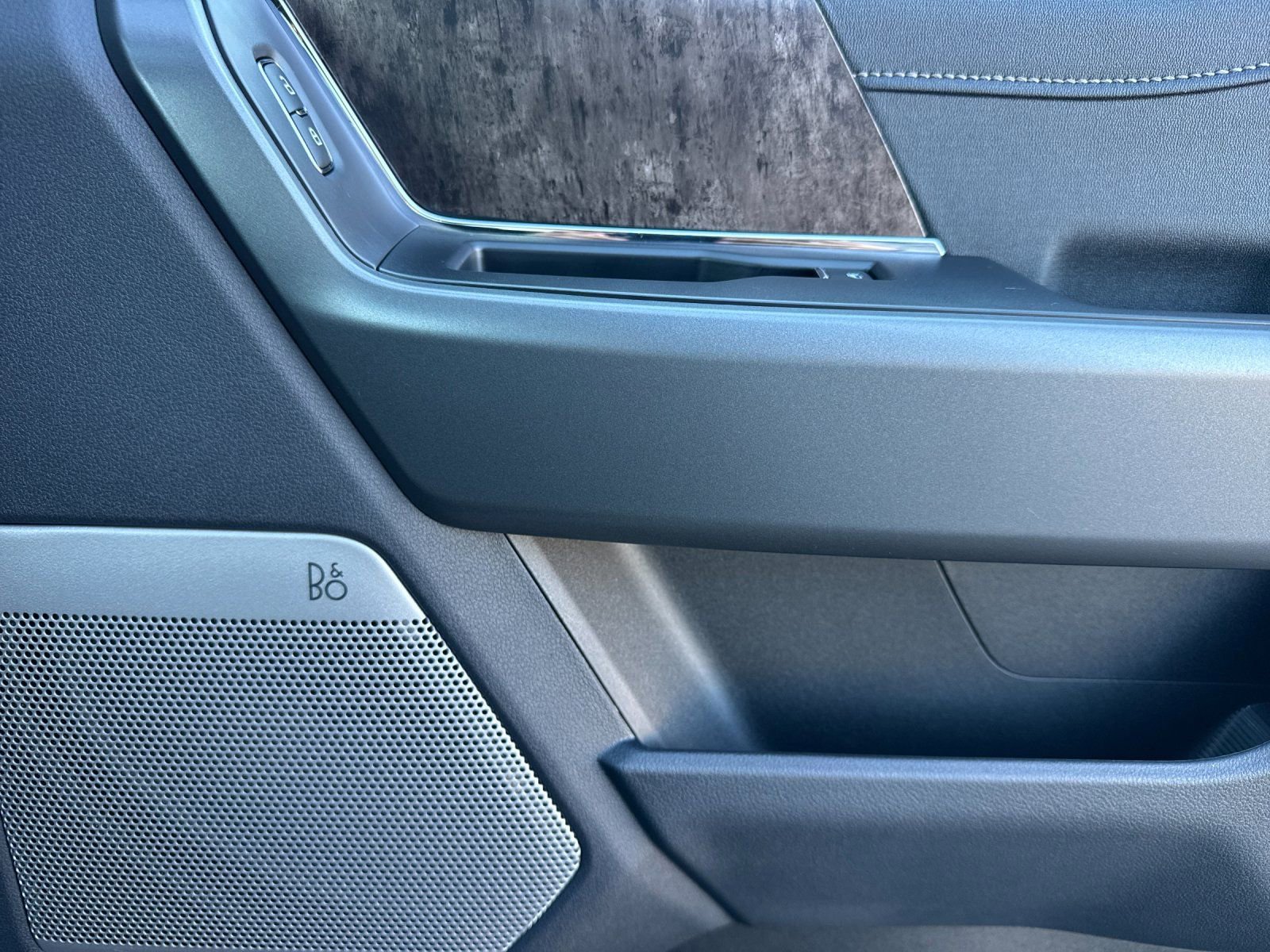 New 2026 Ford F350 Lariat w/ FX4 Off-Road Package image 18