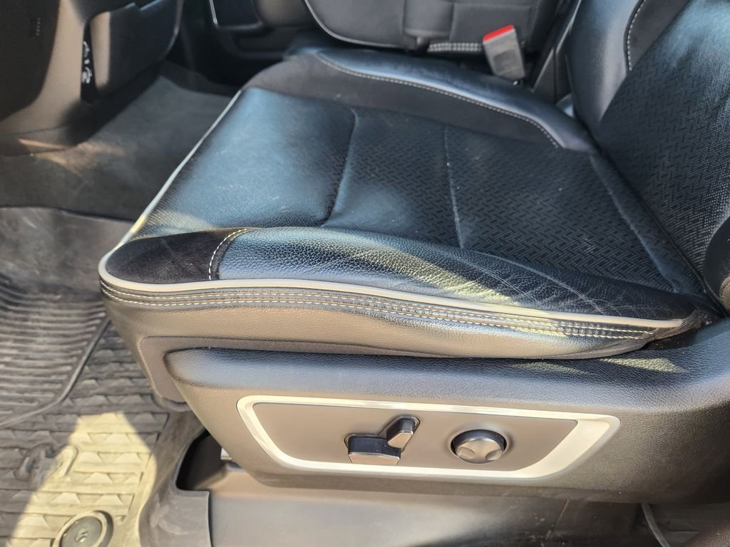 Used 2023 RAM 1500 Laramie AWD/4WD image 25