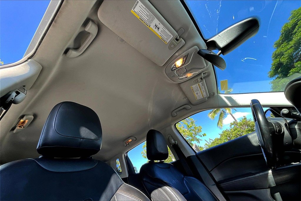 Used 2020 Jeep Compass Limited image 17