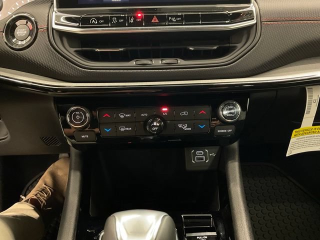 New 2026 Jeep Compass Trailhawk AWD/4WD image 20