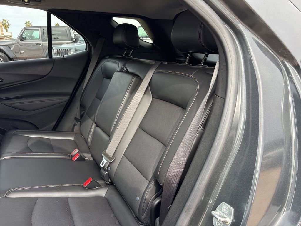 Used 2021 Chevrolet Equinox Premier AWD/4WD image 18