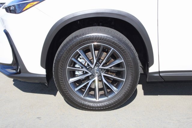 Certified 2025 Lexus NX 350h AWD w/ Premium Package image 4