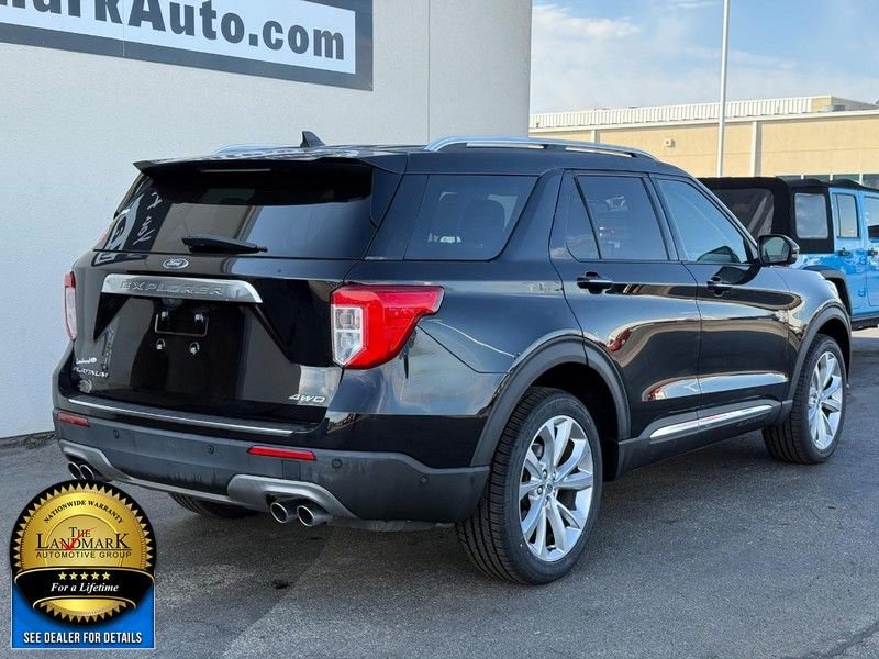 Used 2022 Ford Explorer Platinum w/ Equipment Group 601A image 3