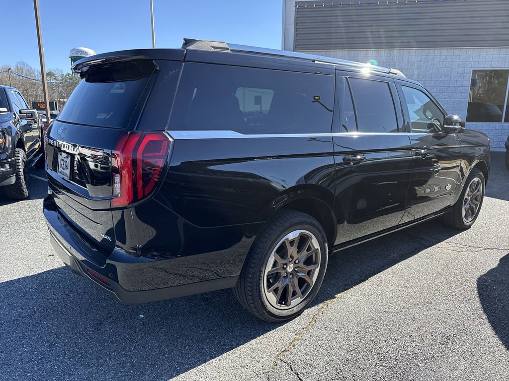 Used 2025 Ford Expedition Max King Ranch image 13