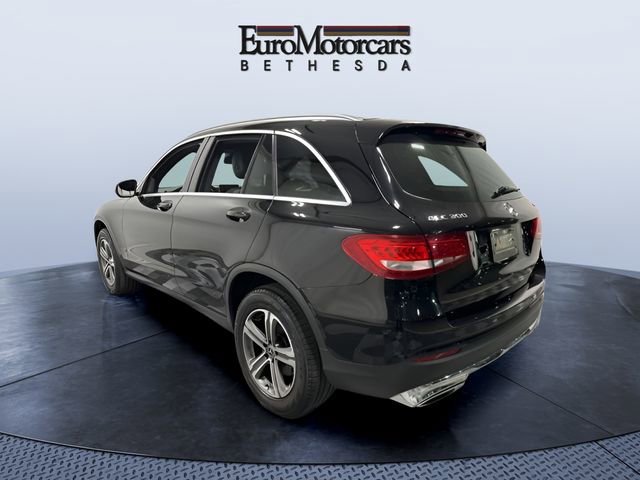 Used 2019 Mercedes-Benz GLC 300 4MATIC image 3
