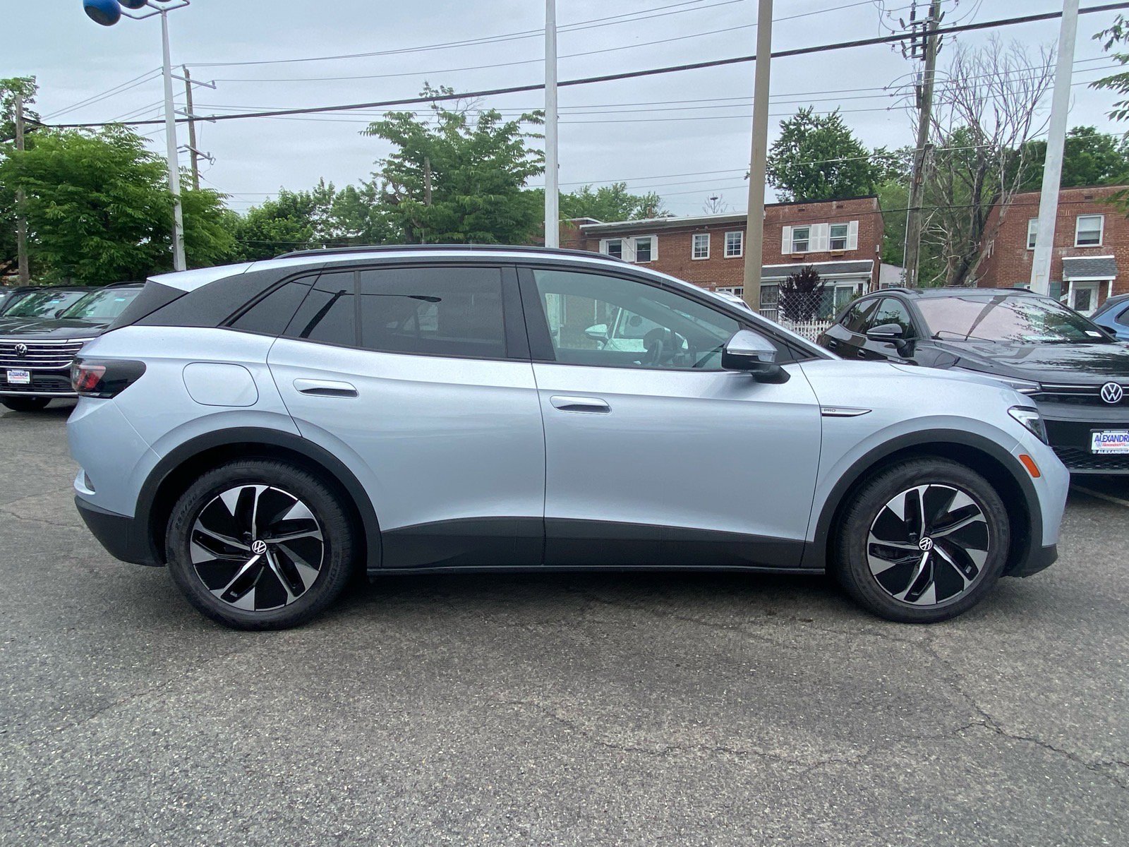 Certified 2021 Volkswagen ID.4 Pro RWD image 2