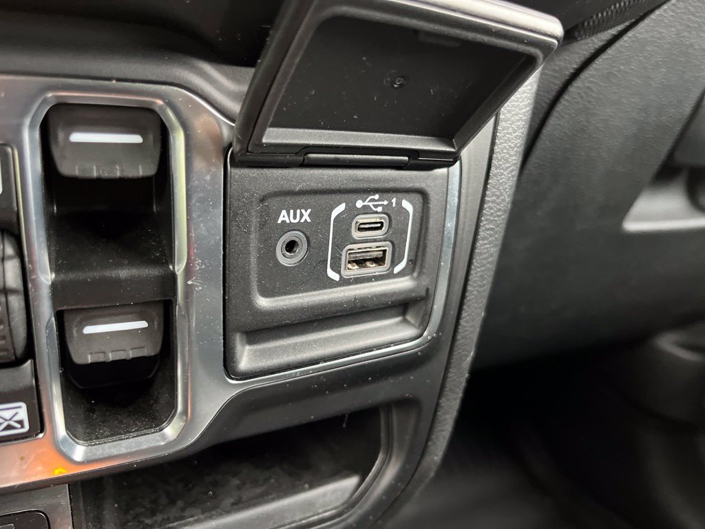 Used 2023 Jeep Wrangler Unlimited Rubicon 4xe w/ Cold Weather Group AWD/4WD image 40