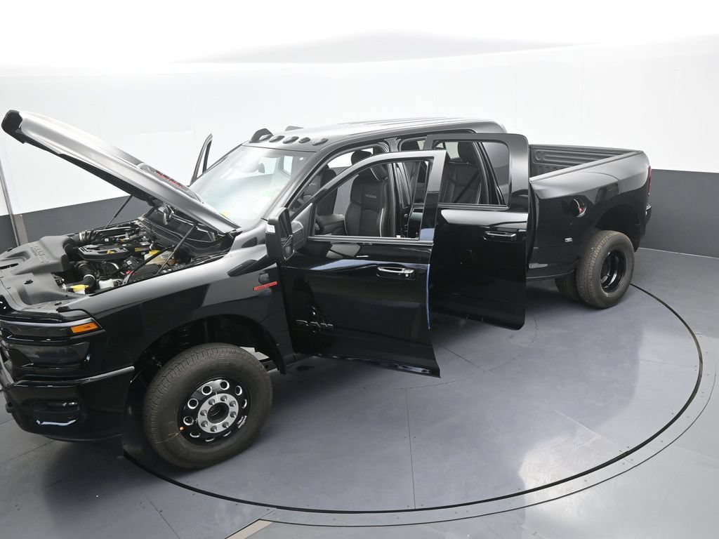 New 2026 RAM 3500 Laramie w/ Night Edition AWD/4WD image 64