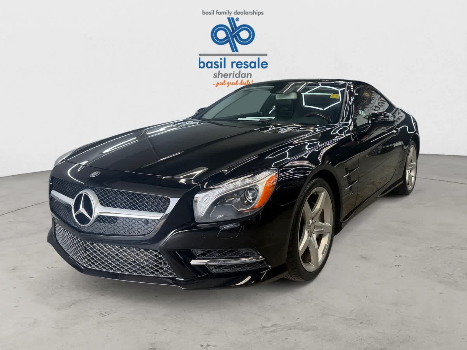 Used 2013 Mercedes-Benz SL 550 image 2