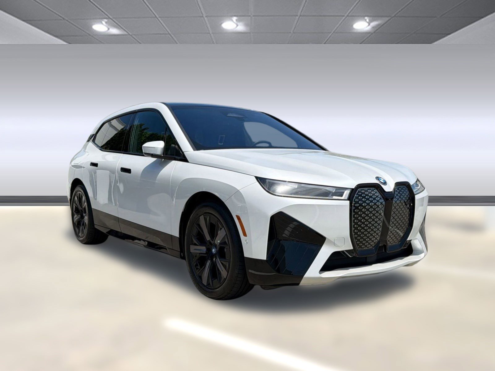Certified 2023 BMW iX xDrive50 w/ Premium Package AWD/4WD image 6