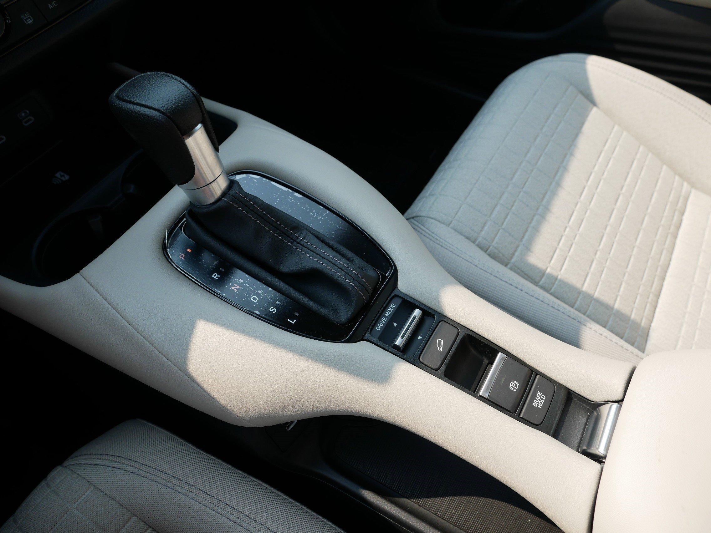New 2027 Honda HR-V LX image 10