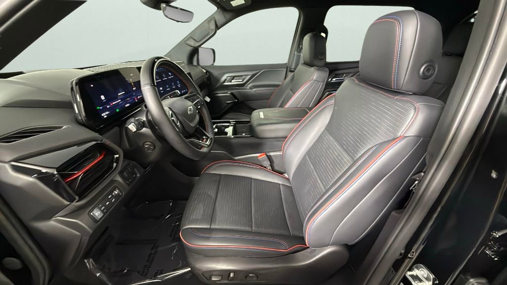 Certified 2024 Chevrolet Silverado EV RST image 36