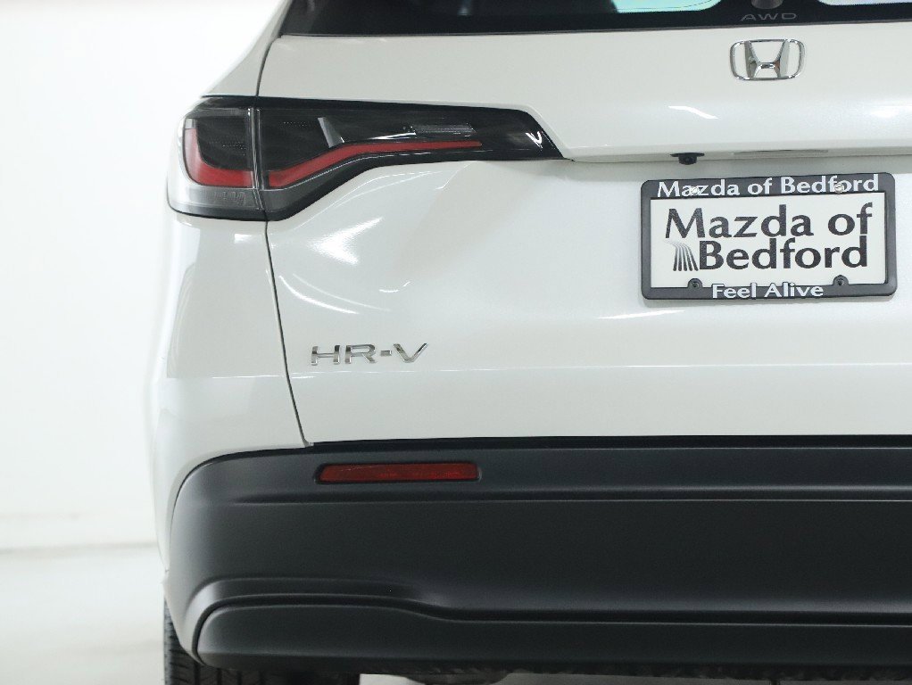 Used 2023 Honda HR-V LX image 42