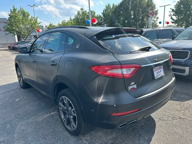 Used 2018 Maserati Levante GranSport AWD/4WD image 6