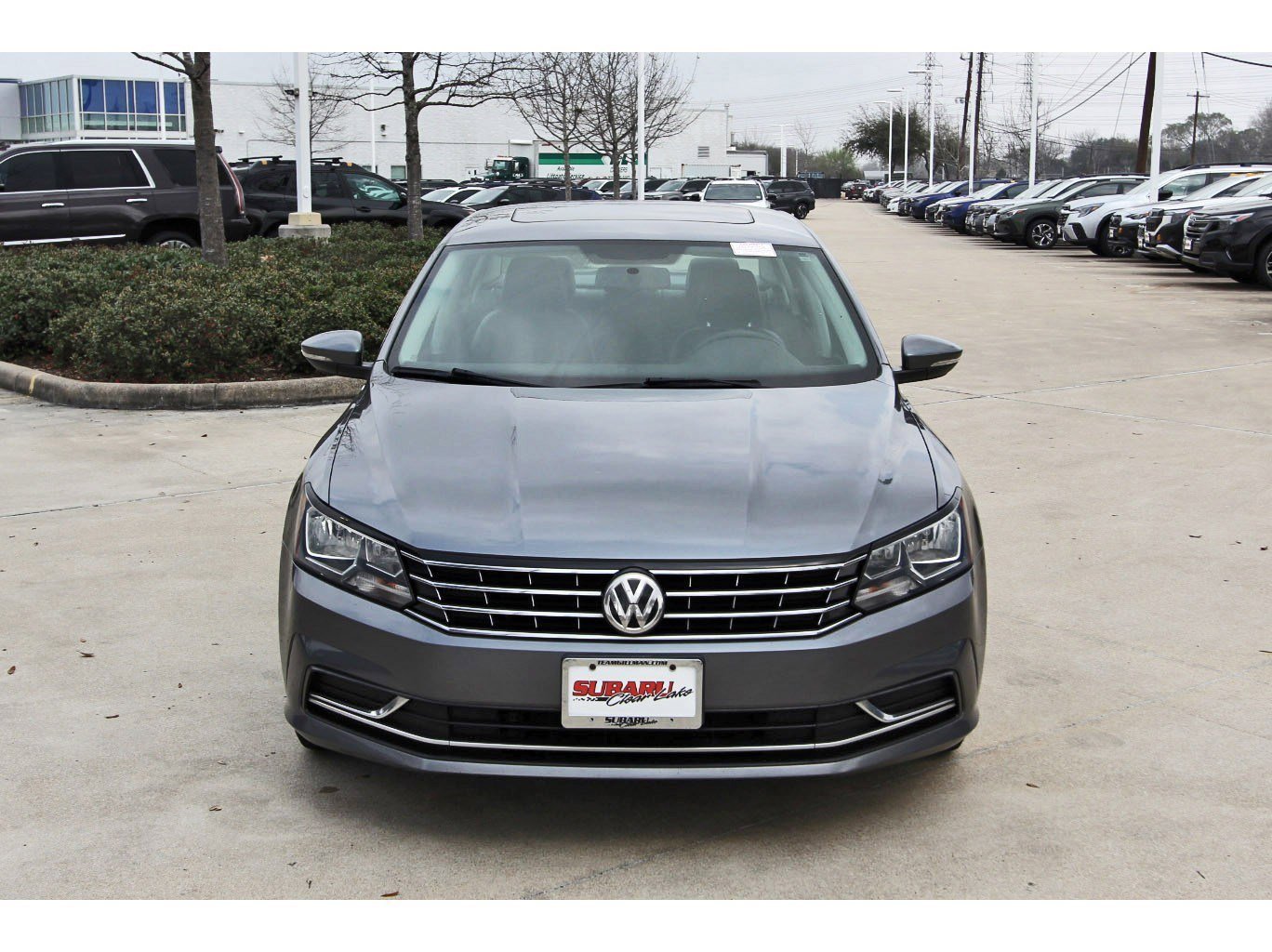 Used 2016 Volkswagen Passat 1.8T SE image 2