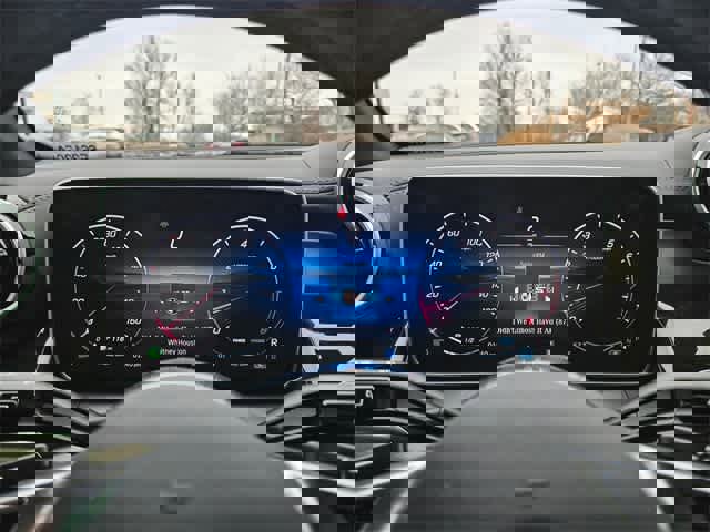 Used 2025 Mercedes-Benz GLC 300 GLC 300 image 33