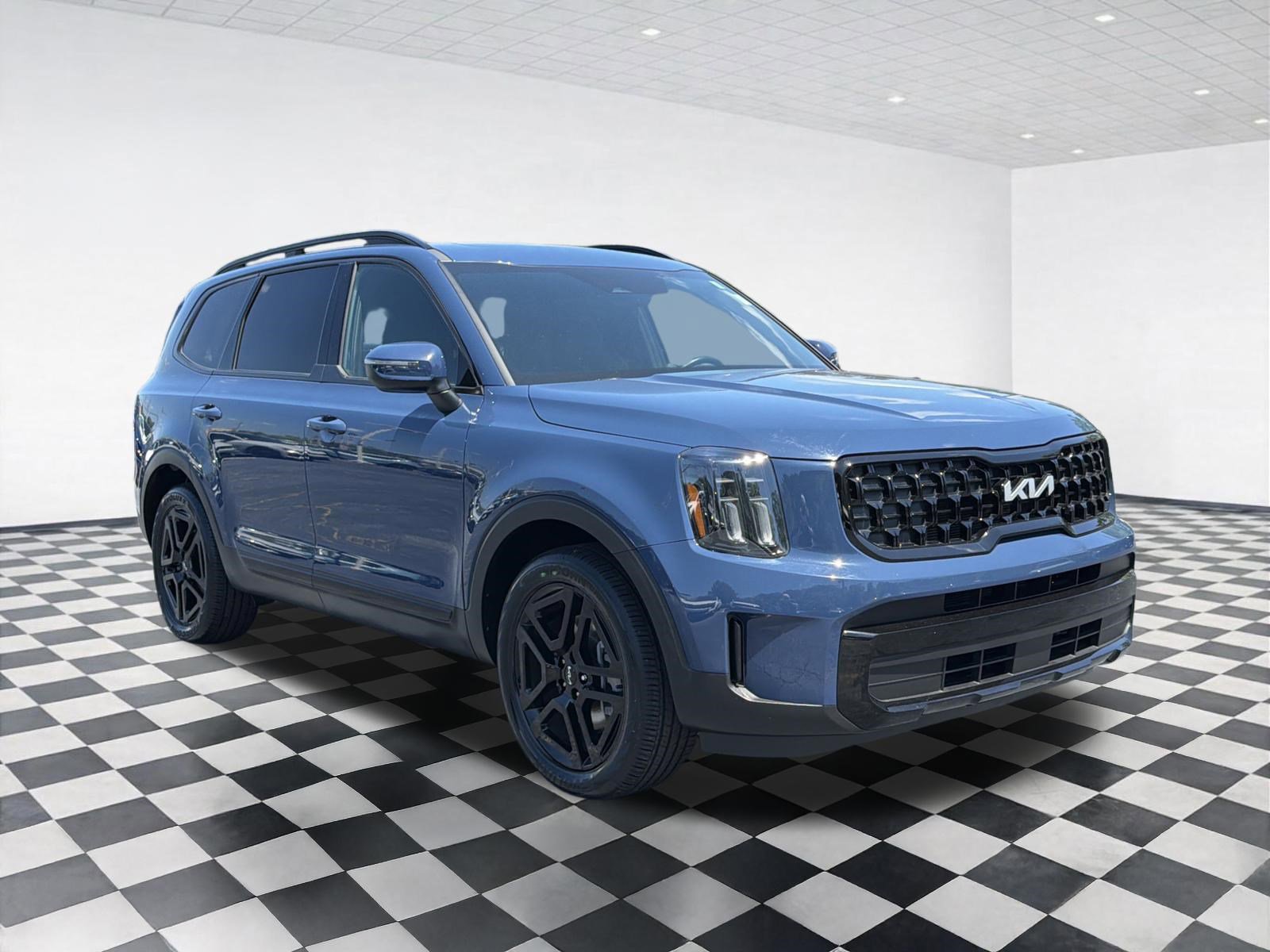 Used 2024 Kia Telluride EX X-Line AWD/4WD image 3