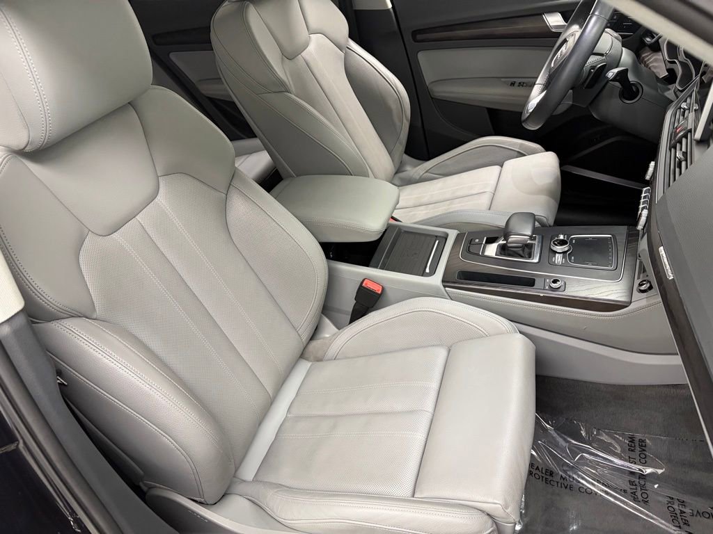 Used 2020 Audi Q5 2.0T Premium Plus w/ Premium Plus Package image 47