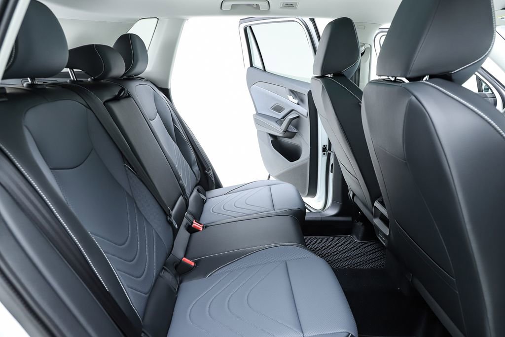 New 2026 Volkswagen Tiguan SE image 77