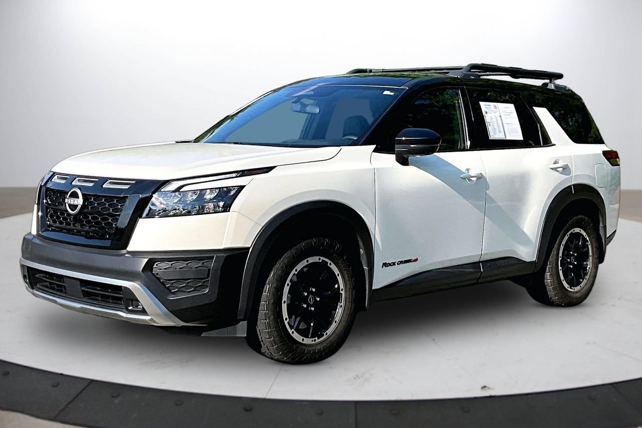 Used 2024 Nissan Pathfinder Rock Creek AWD/4WD image 4
