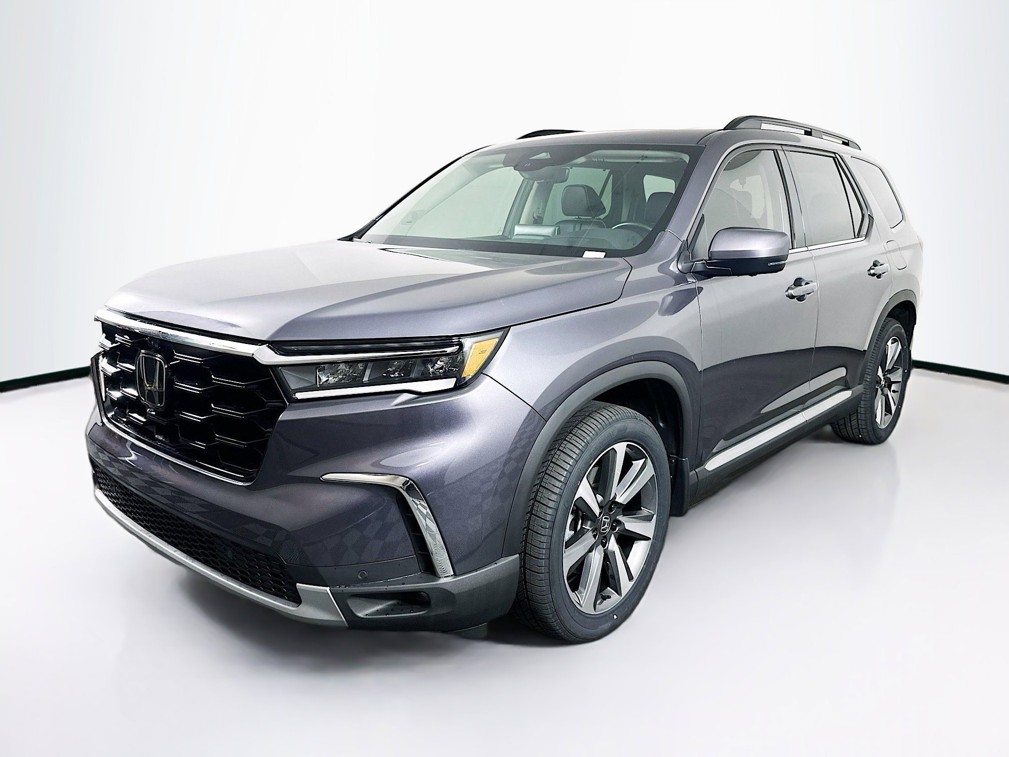 Used 2024 Honda Pilot Elite image 3