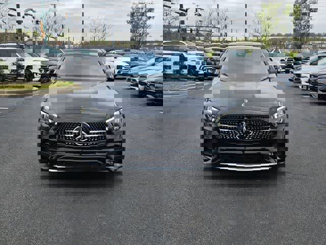 Used 2022 Mercedes-Benz E 350 Sedan image 4