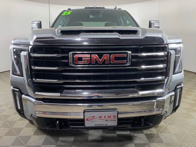 Used 2025 GMC Sierra 2500 SLT w/ SLT Convenience Package image 4