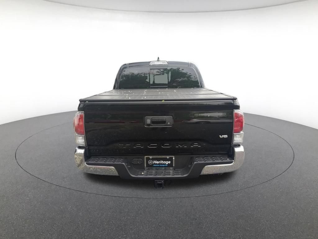 Used 2023 Toyota Tacoma TRD Off-Road AWD/4WD image 10