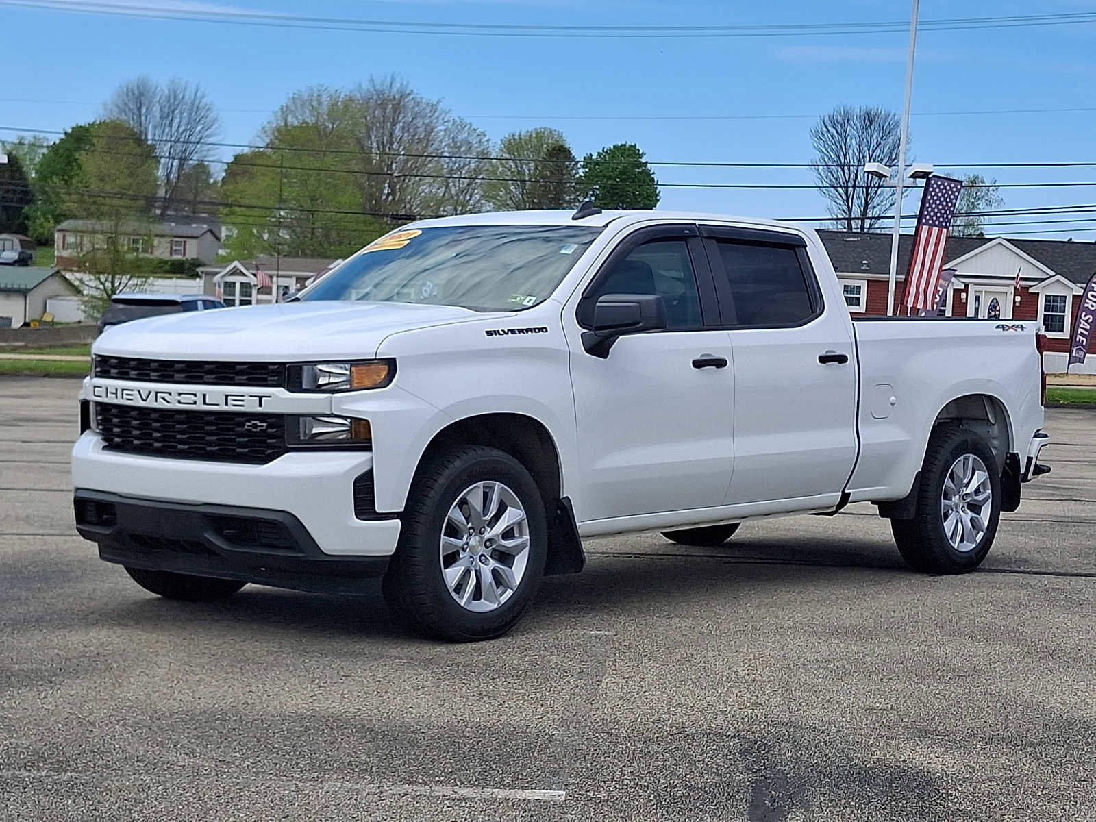 Used 2021 Chevrolet Silverado 1500 Custom w/ LPO, Dark Essentials Package AWD/4WD image 4